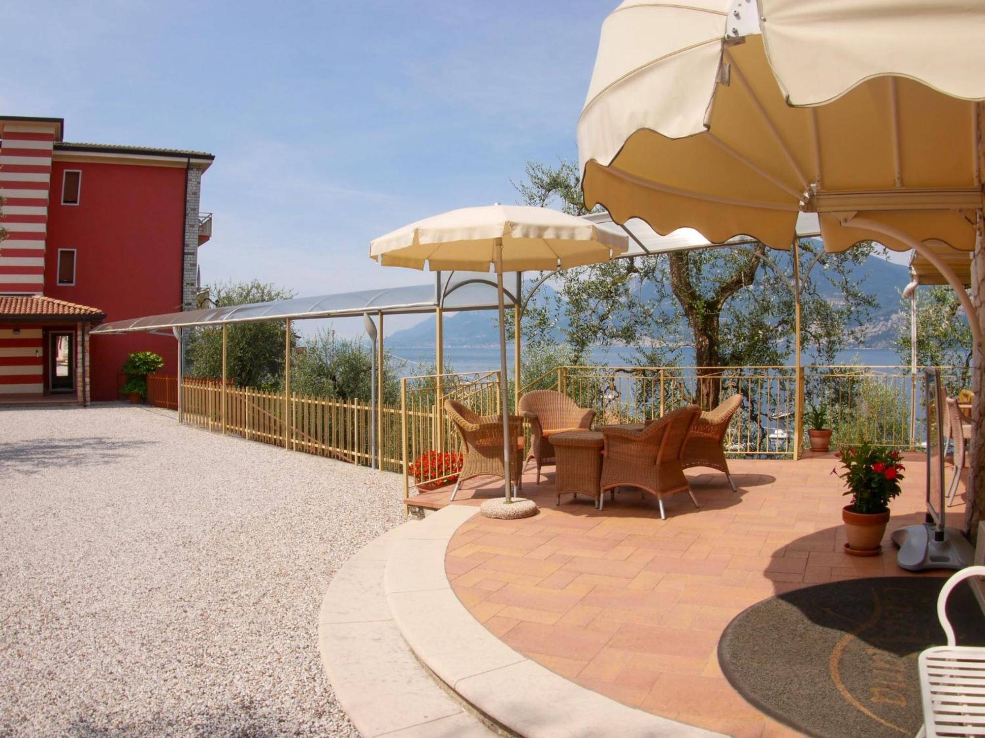 أسينزا دي برينزون Locazione Turistica Casa Maria-3 By Interhome المظهر الخارجي الصورة